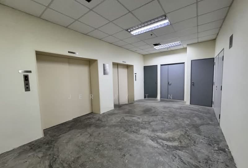 Haw Par Techno Centre, 401 Commonwealth Drive, 7,920 sqft, Light Industrial (B1) For Rent, by Jeremy Tan, 500179148 - Corridor - CommercialGuru.com.sg