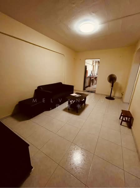 113 Yishun Ring Road, 113 Yishun Ring Road, 2 Bedrooms, 688 sqft, HDB Flat For Sale, by Melvyn Xu 许统书, 500179175 - PropertyGuru.com.sg