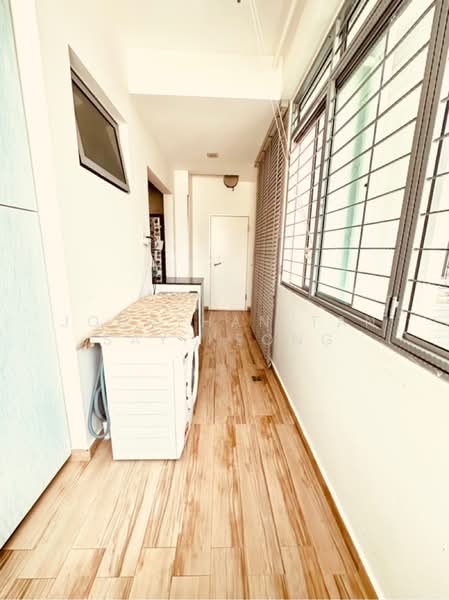 Carabelle, 65 West Coast Way, 3 Bedrooms, 1,259 sqft, Condominium For Sale, by Jonathan Tan Say Keong, 500179178 - PropertyGuru.com.sg