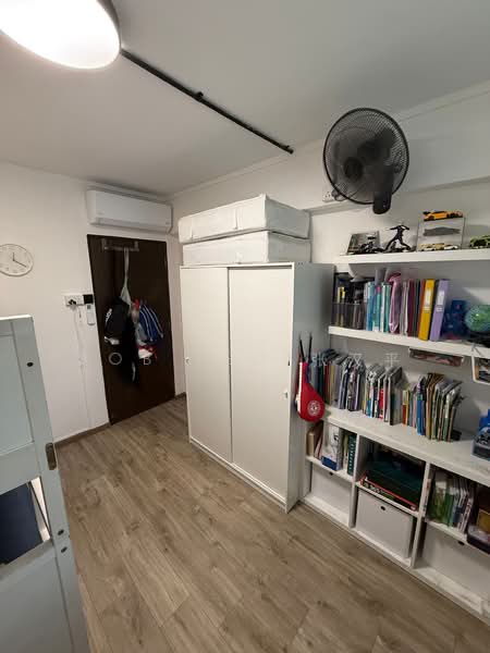110 Bishan Street 12, 110 Bishan Street 12, 2 Bedrooms, 689 sqft, HDB Flat For Sale, by Bob Teo 张汉平, 500179179 - Bedroom - PropertyGuru.com.sg