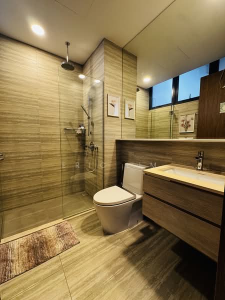 Alana, Sunrise Terrace, 3 Bedrooms, 2,756 sqft, Terraced House For Rent, by Eric Lim, 500179180 - Bathroom - PropertyGuru.com.sg