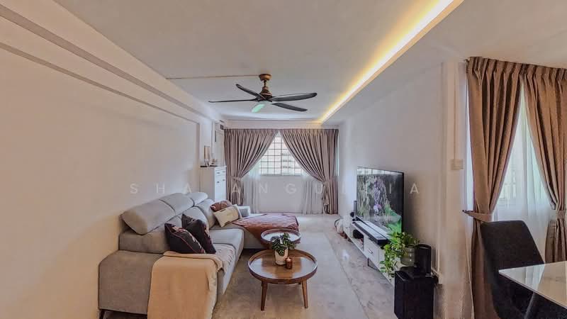 217 Tampines Street 23, 217 Tampines Street 23, 3 Bedrooms, 1,001 sqft, HDB Flat For Sale, by Sha Angullia, 500179185 - Living Room - PropertyGuru.com.sg