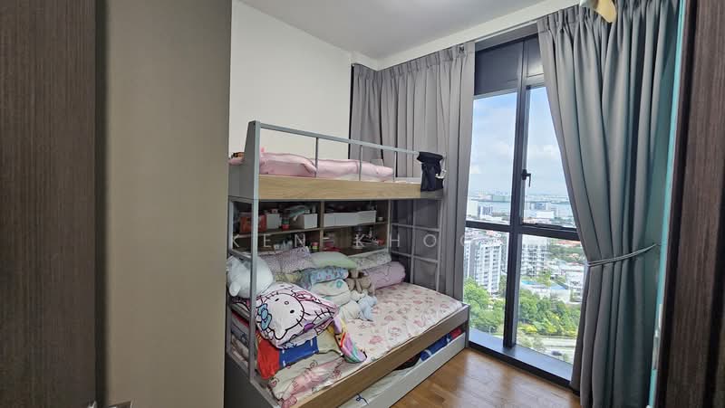 Parc Clematis, 8C Jalan Lempeng, 3 Bedrooms, 1,044 sqft, Condominium For Sale, by Ken Khoo, 500179187 - Bedroom - PropertyGuru.com.sg