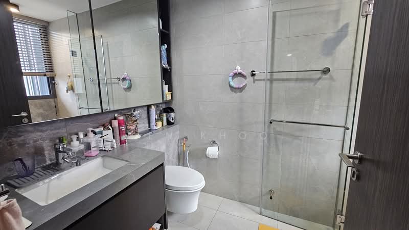 Parc Clematis, 8C Jalan Lempeng, 3 Bedrooms, 1,044 sqft, Condominium For Sale, by Ken Khoo, 500179187 - Bathroom - PropertyGuru.com.sg