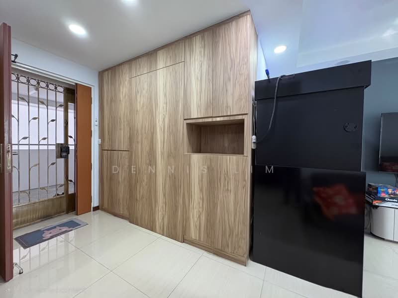 506C Yishun Avenue 4, 506C Yishun Avenue 4, 3 Bedrooms, 1,001 sqft, HDB Flat For Sale, by Dennis Lim, 500179192 - Entrance - PropertyGuru.com.sg