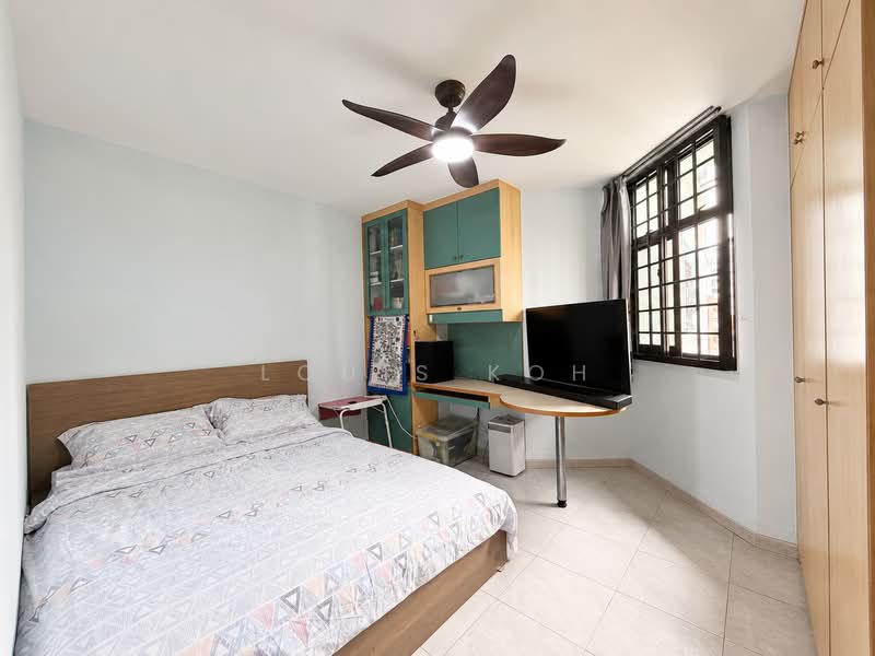 661 Choa Chu Kang Crescent, 661 Choa Chu Kang Crescent, 4 Bedrooms, 1,517 sqft, HDB Flat For Sale, by Louis Koh, 500179196 - Bedroom 1 - PropertyGuru.com.sg