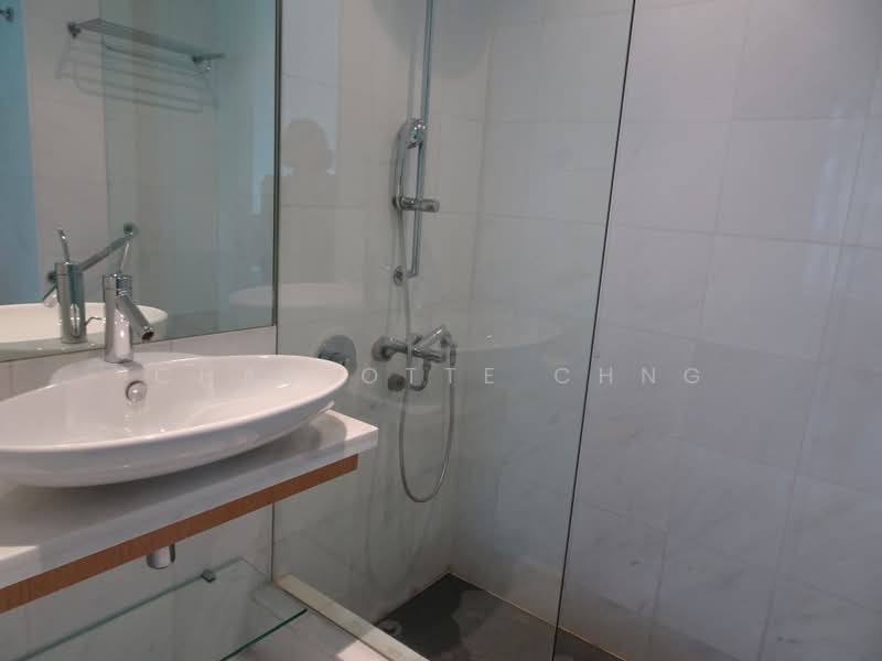 Icon, 10 Gopeng Street, Studio, 872 sqft, Apartment For Rent, by Charlotte Chng, 500179203 - Bathroom - PropertyGuru.com.sg