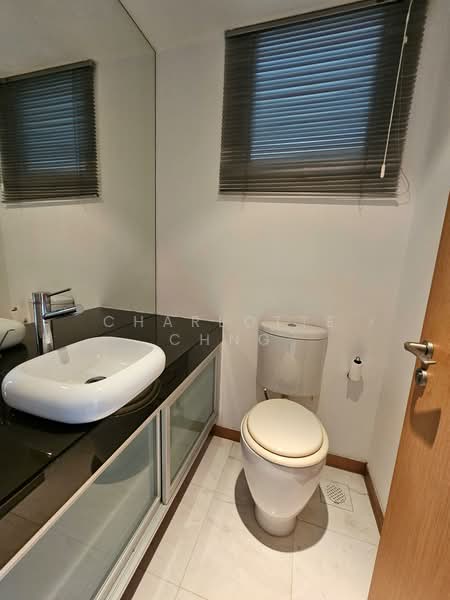 Icon, 10 Gopeng Street, Studio, 872 sqft, Apartment For Rent, by Charlotte Chng, 500179203 - Bathroom - PropertyGuru.com.sg