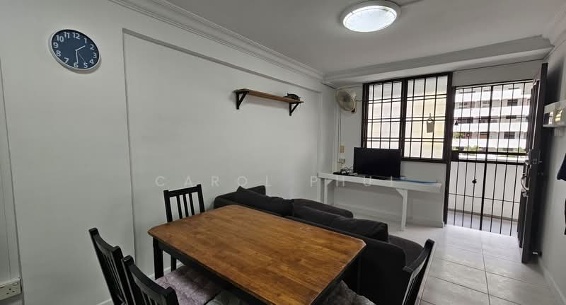 4 Ghim Moh Road, 4 Ghim Moh Road, 2 Bedrooms, 700 sqft, HDB Flat For Rent, by Carol Phui, 500179236 - Living Room - PropertyGuru.com.sg