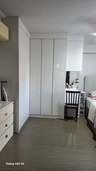 679B Jurong West Central 1, 679B Jurong West Central 1, 3 Bedrooms, 1,238 sqft, HDB Flat For Sale, by Shirley Tio, 500179240 - Master Bedroom - PropertyGuru.com.sg