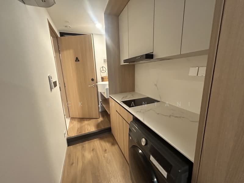 336 River Valley Road Service Apartment, , Room Rental, 250 sqft, Apartment For Rent, by Rick Khiantani, 500179254 - Kitchen - PropertyGuru.com.sg