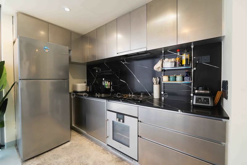 The Iveria, 2 Kim Yam Road, 3 Bedrooms, 915 sqft, Condominium For Sale, by Don Cheng, 500179257 - Kitchen - PropertyGuru.com.sg