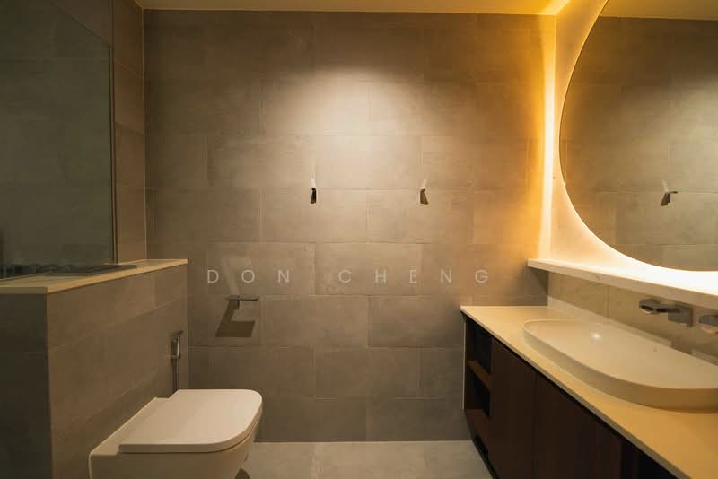 The Iveria, 2 Kim Yam Road, 3 Bedrooms, 915 sqft, Condominium For Sale, by Don Cheng, 500179257 - Bathroom - PropertyGuru.com.sg