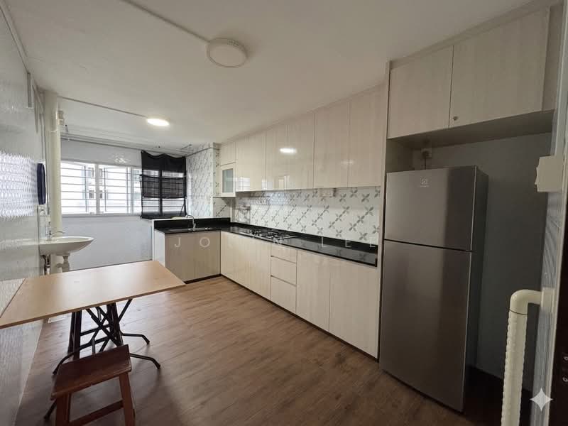 510 West Coast Drive, 510 West Coast Drive, 2 Bedrooms, 721 sqft, HDB Flat For Rent, by Jolin Lee, 500179259 - Kitchen - PropertyGuru.com.sg