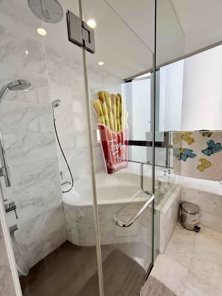 Meier Suites, 10 Margate Road, 3 Bedrooms, 1,798 sqft, Apartment For Sale, by Brian Eng, 500179268 - Bathroom - PropertyGuru.com.sg