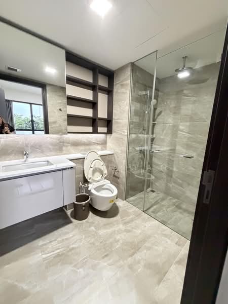 Lake Grande, 10 Jurong Lake Link, 1 Bedroom, 517 sqft, Condominium For Rent, by Irene Tan, 500179270 - Bathroom - PropertyGuru.com.sg