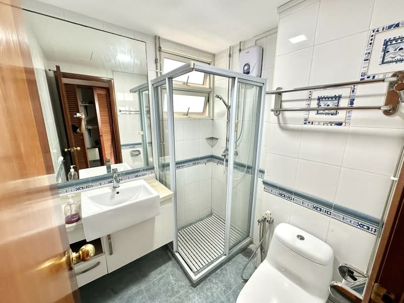 Moonstone View, 31 Moonstone Lane, Room Rental, 100 sqft, Condominium For Rent, by James Hee, 500179276 - Bathroom - PropertyGuru.com.sg