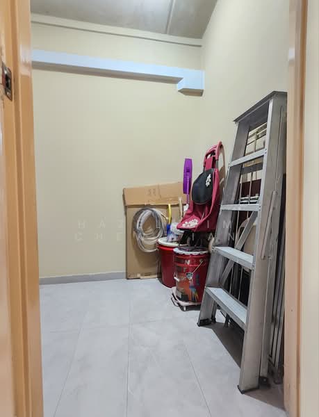 330 Yishun Ring Road, 330 Yishun Ring Road, 3 Bedrooms, 1,162 sqft, HDB Flat For Sale, by Hazel Lim Chew Lian, 500179282 - Store Room - PropertyGuru.com.sg