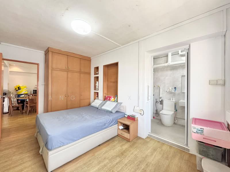 172 Hougang Avenue 1, 172 Hougang Avenue 1, 3 Bedrooms, 1,087 sqft, HDB Flat For Sale, by Ang Pei Xiong, 500179284 - Bedroom - PropertyGuru.com.sg