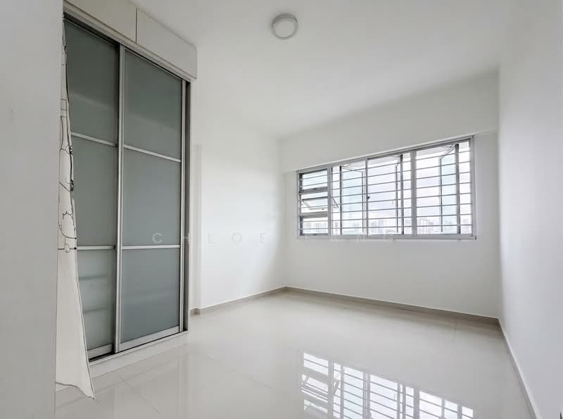 590B Montreal Link, 590B Montreal Link, 3 Bedrooms, 1,001 sqft, HDB Flat For Sale, by Chloe Fang, 500179296 - Master Bedroom - PropertyGuru.com.sg