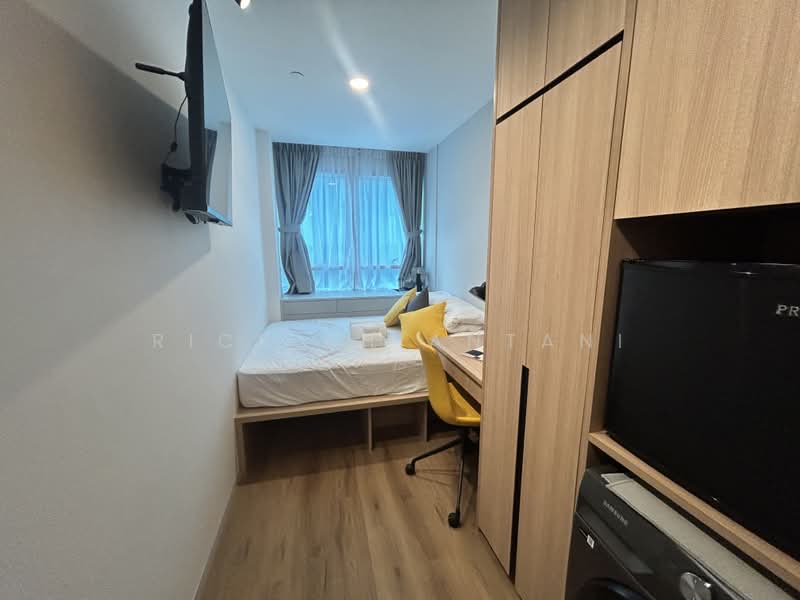 LUXURIOUS RV STUDIO, , 1 Bedroom, 240 sqft, Condominium For Rent, by Rick Khiantani, 500179305 - Bedroom - PropertyGuru.com.sg