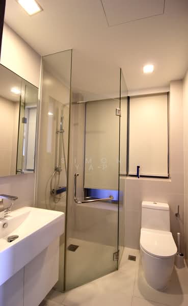 Ascentia Sky, 3 Alexandra View, 2 Bedrooms, 1,012 sqft, Apartment For Rent, by Simon Yap, 500179307 - Bathroom - PropertyGuru.com.sg