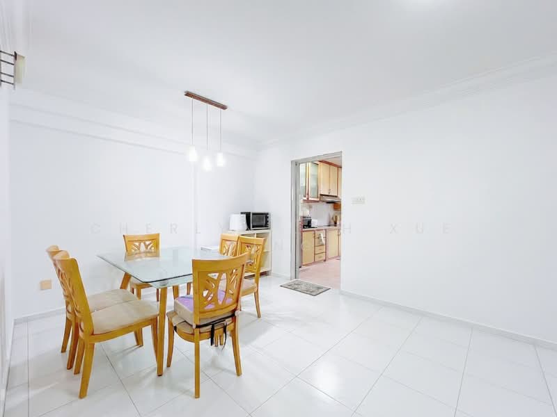 692A Choa Chu Kang Crescent, 692A Choa Chu Kang Crescent, 3 Bedrooms, 1,184 sqft, HDB Flat For Sale, by Cherlyn Loh Xue Ting, 500179312 - Dining Room - PropertyGuru.com.sg