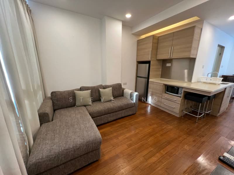 Platinum Residence, 10 Geylang Lorong 31, 1 Bedroom, 452 sqft, Condominium For Rent, by Steve Ong, 500179316 - Living Room - PropertyGuru.com.sg