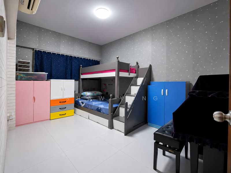 517 Jurong West Street 52, 517 Jurong West Street 52, 2 Bedrooms, 797 sqft, HDB Flat For Sale, by Shaw Yong, 500179332 - Bedroom - PropertyGuru.com.sg