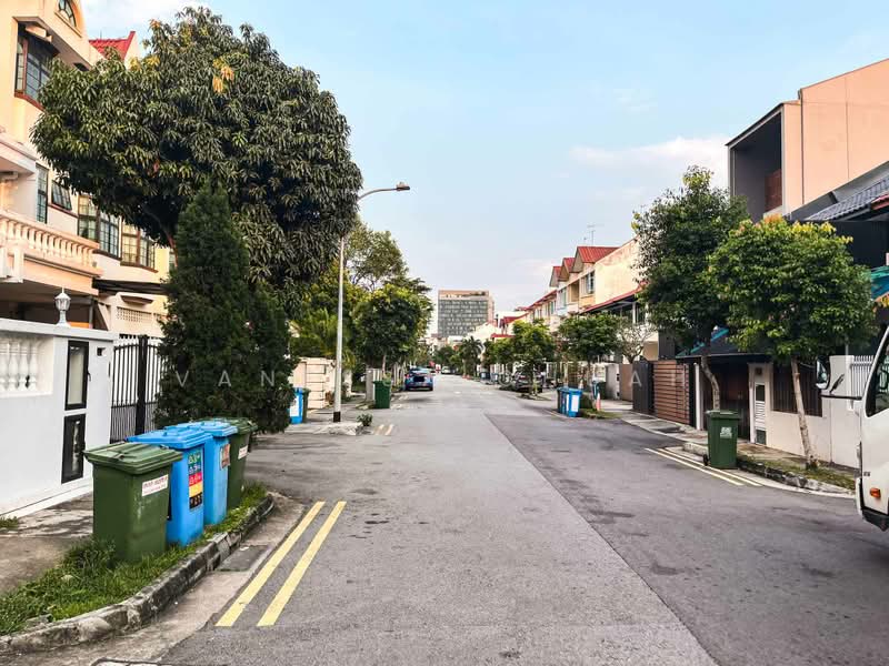 Onan Road Walk Up Apartment, Onan Road, 1 Bedroom, 800 sqft, Walk-up Apartment For Rent, by Vanessa Chuah, 500179334 - Exterior - PropertyGuru.com.sg