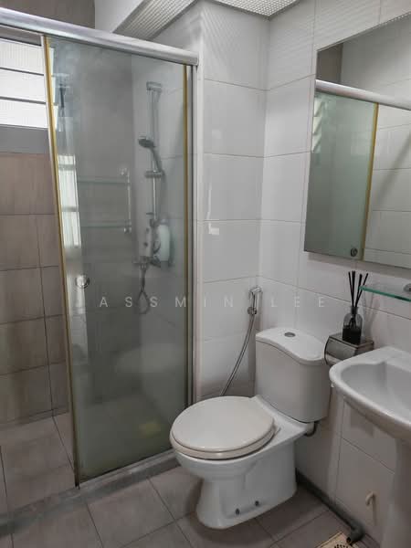 288C Punggol Place, 288C Punggol Place, Room Rental, 250 sqft, HDB Flat For Rent, by Jassmin Lee, 500179345 - Bathroom - PropertyGuru.com.sg