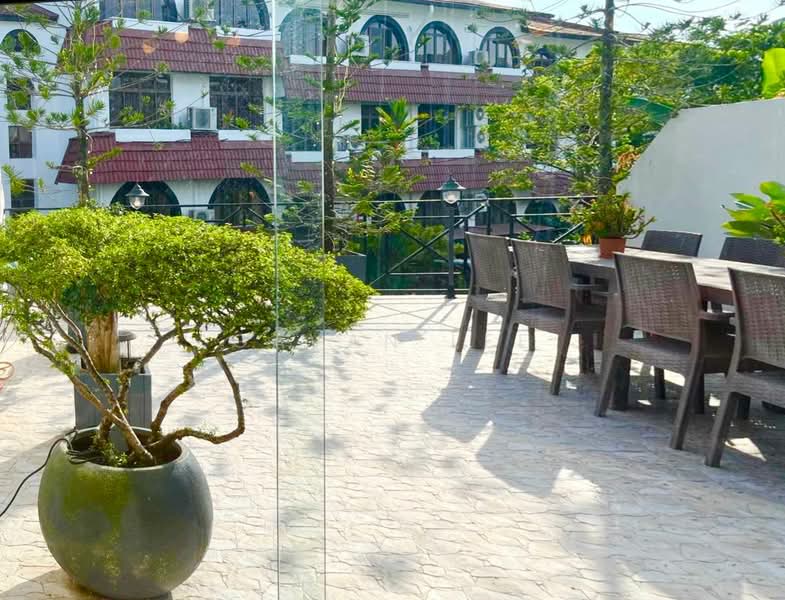 🔸EMINENCE✔️FH Reno 5 Bed Terrace w Mezz @ Chestnut Gdns, , 5 Bedrooms, 3,200 sqft, Terraced House For Sale, by Gavan Lee, 500179346 - Exterior - PropertyGuru.com.sg