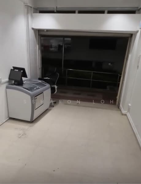 107 Jalan Bukit Merah, 107 Jalan Bukit Merah, 320 sqft, Shop / Shophouse For Rent, by Ssharon Loh, 500179353 - CommercialGuru.com.sg