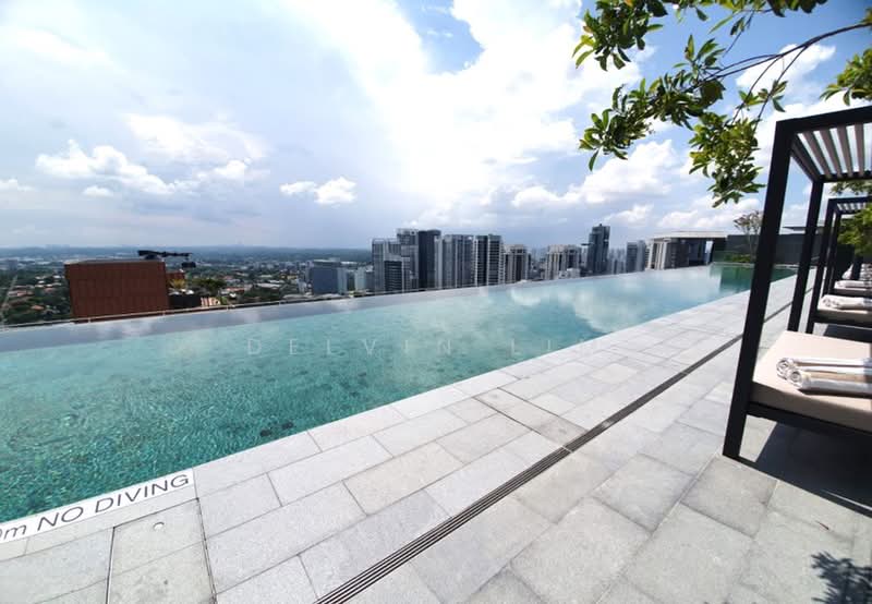 Boulevard 88, 86 Orchard Boulevard, 3 Bedrooms, 1,776 sqft, Condominium For Rent, by Delvin Lim, 500179354 - Pool - PropertyGuru.com.sg