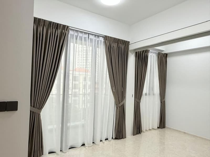 Hill House, 10A-11 Institution Hill, 10B, 2 Bedrooms, 452 sqft, Condominium For Rent, by Reis Lim, 500179358 - Living room - PropertyGuru.com.sg