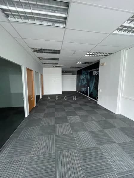 Vertex, 33 Ubi Avenue 3, 1,464 sqft, Light Industrial (B1) For Rent, by Ssharon Loh, 500179361 - CommercialGuru.com.sg