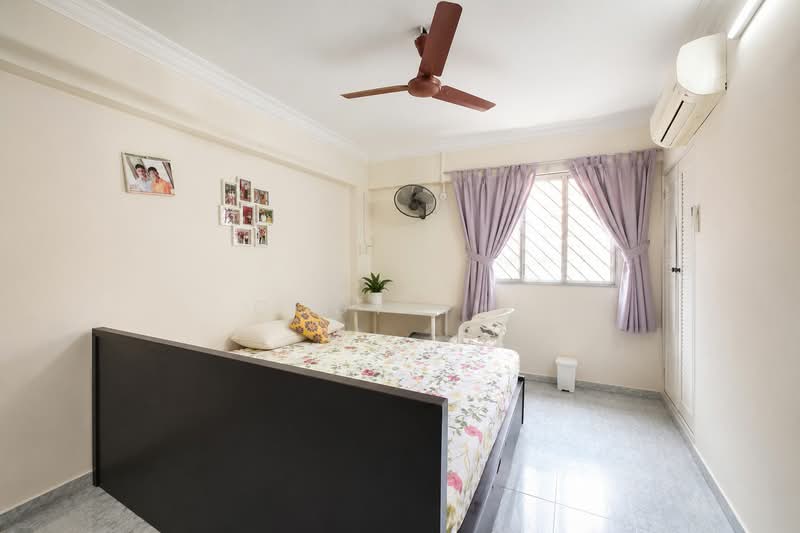 183 Bukit Batok West Avenue 8, 183 Bukit Batok West Avenue 8, 3 Bedrooms, 980 sqft, HDB Flat For Sale, by Cody Sim, 500179370 - Bedroom - PropertyGuru.com.sg