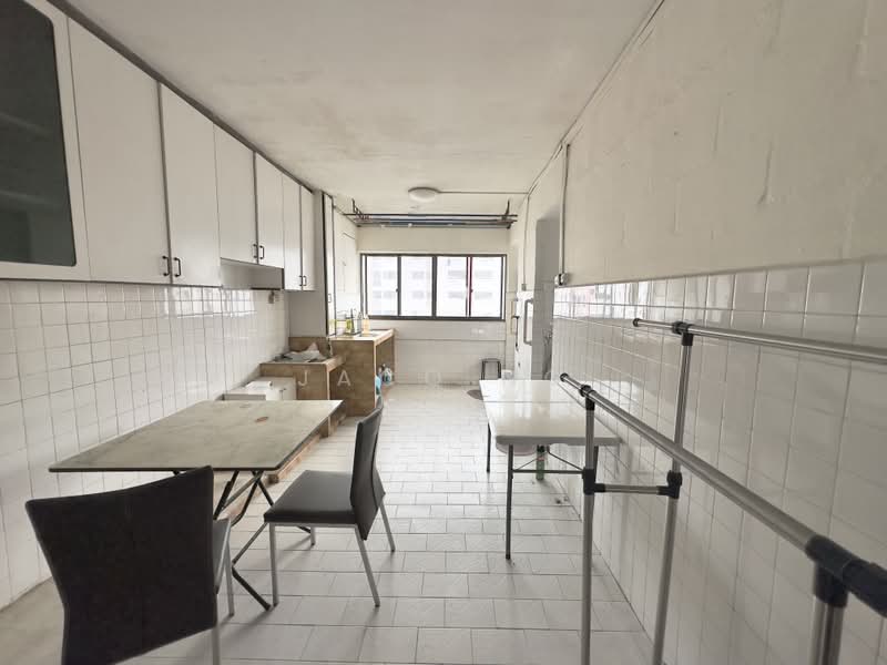 491 Jurong West Avenue 1, 491 Jurong West Avenue 1, 2 Bedrooms, 721 sqft, HDB Flat For Sale, by Jacq Ng, 500179374 - Kitchen - PropertyGuru.com.sg