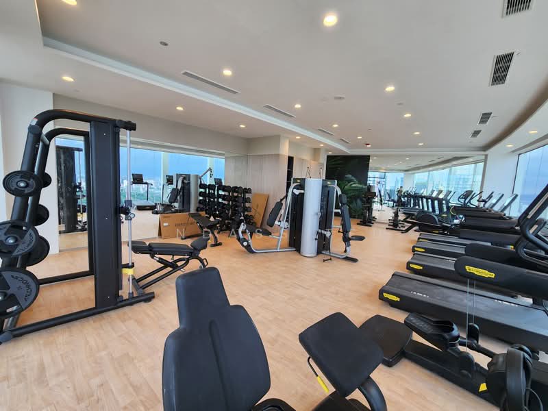 One Pearl Bank, 1 Pearl Bank, 2 Bedrooms, 743 sqft, Apartment For Rent, by Andass Teu, 500179377 - Gym - PropertyGuru.com.sg