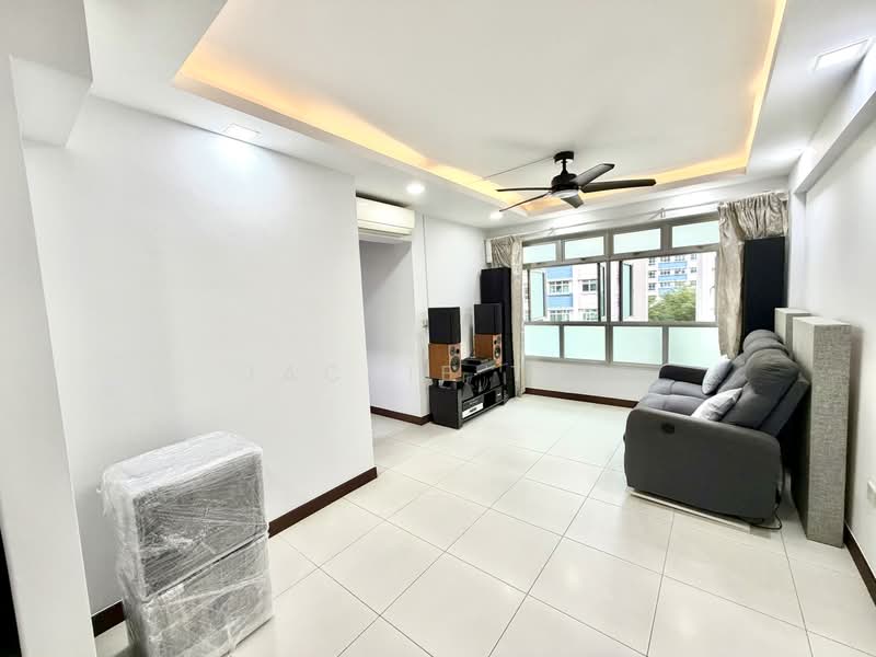 211D Punggol Walk, 211D Punggol Walk, 2 Bedrooms, 721 sqft, HDB Flat For Sale, by JACKIE TAN, 500179378 - Living Room - PropertyGuru.com.sg