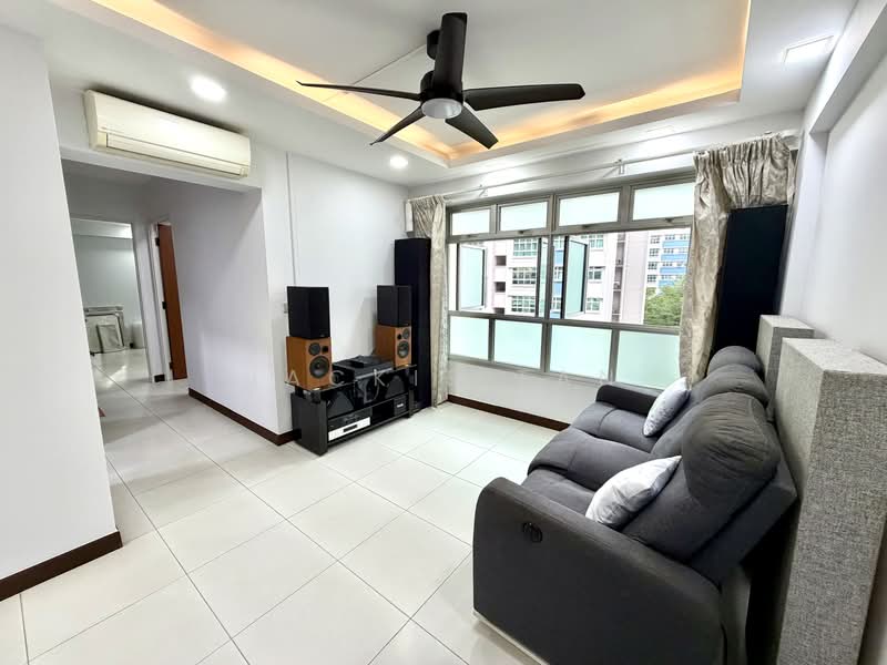 211D Punggol Walk, 211D Punggol Walk, 2 Bedrooms, 721 sqft, HDB Flat For Sale, by JACKIE TAN, 500179378 - Living Room - PropertyGuru.com.sg