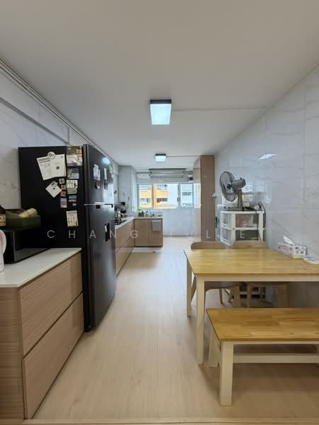 128 Ang Mo Kio Avenue 3, 128 Ang Mo Kio Avenue 3, 2 Bedrooms, 721 sqft, HDB Flat For Sale, by Chang Juliet, 500179391 - Kitchen - PropertyGuru.com.sg