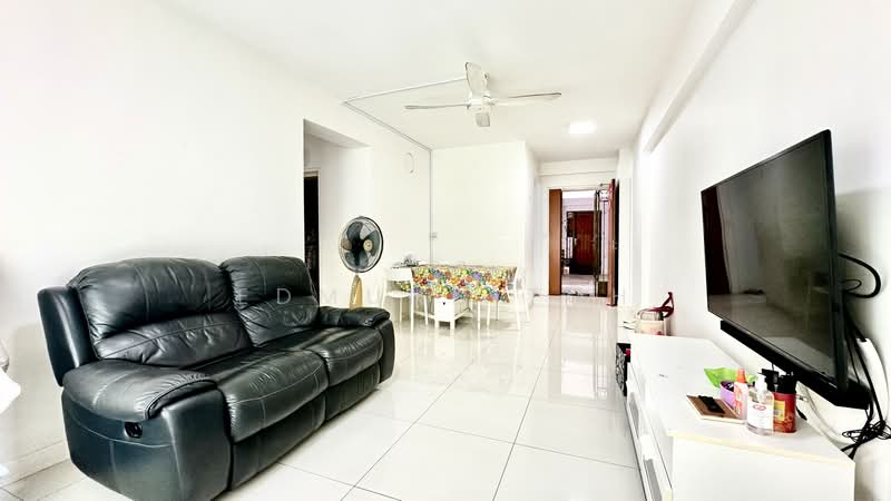 416A Fernvale Link, 416A Fernvale Link, 3 Bedrooms, 1,001 sqft, HDB Flat For Rent, by Edmund Toh, 500179394 - Living Room - PropertyGuru.com.sg