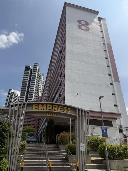 8 Empress Road, 8 Empress Road, 2 Bedrooms, 700 sqft, HDB Flat For Sale, by Lily Ho, 500179398 - Exterior - PropertyGuru.com.sg
