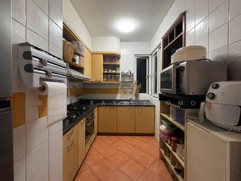 The Floravale, 246 Westwood Avenue, 3 Bedrooms, 1,313 sqft, Executive Condominium For Sale, by Budi Rayy Utomo, 500179400 - Kitchen - PropertyGuru.com.sg