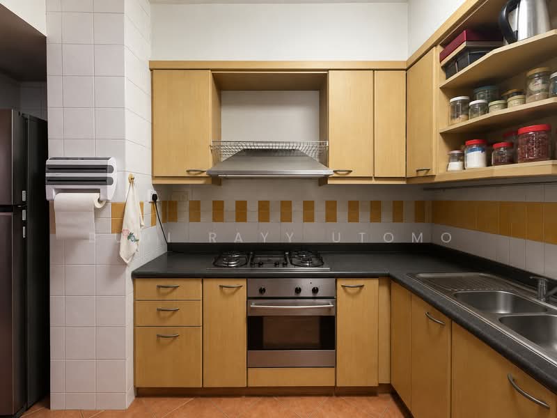 The Floravale, 246 Westwood Avenue, 3 Bedrooms, 1,313 sqft, Executive Condominium For Sale, by Budi Rayy Utomo, 500179400 - Kitchen - PropertyGuru.com.sg