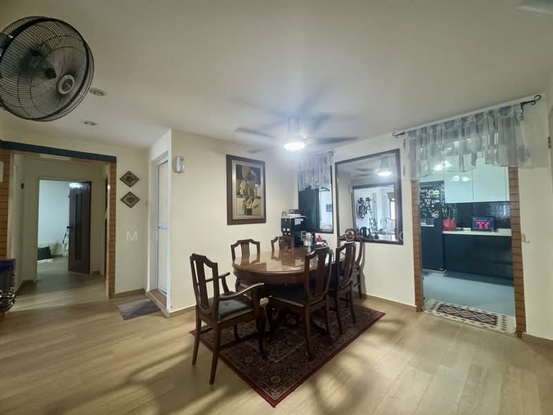 674A Choa Chu Kang Crescent, 674A Choa Chu Kang Crescent, 3 Bedrooms, 1,335 sqft, HDB Flat For Sale, by Michelle Guo, 500179419 - Dining Room - PropertyGuru.com.sg