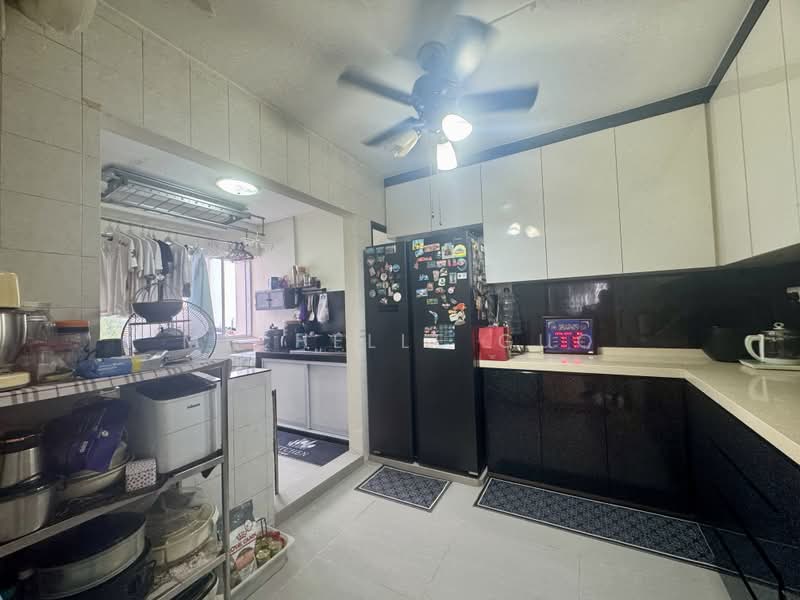 674A Choa Chu Kang Crescent, 674A Choa Chu Kang Crescent, 3 Bedrooms, 1,335 sqft, HDB Flat For Sale, by Michelle Guo, 500179419 - Kitchen - PropertyGuru.com.sg