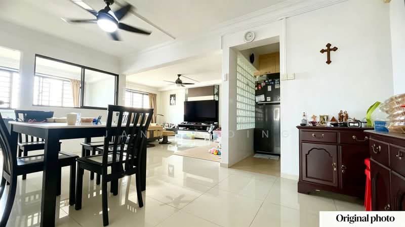 173 Bishan Street 13, 173 Bishan Street 13, 3 Bedrooms, 1,302 sqft, HDB Flat For Sale, by Janice Ding, 500179422 - Living Room - PropertyGuru.com.sg
