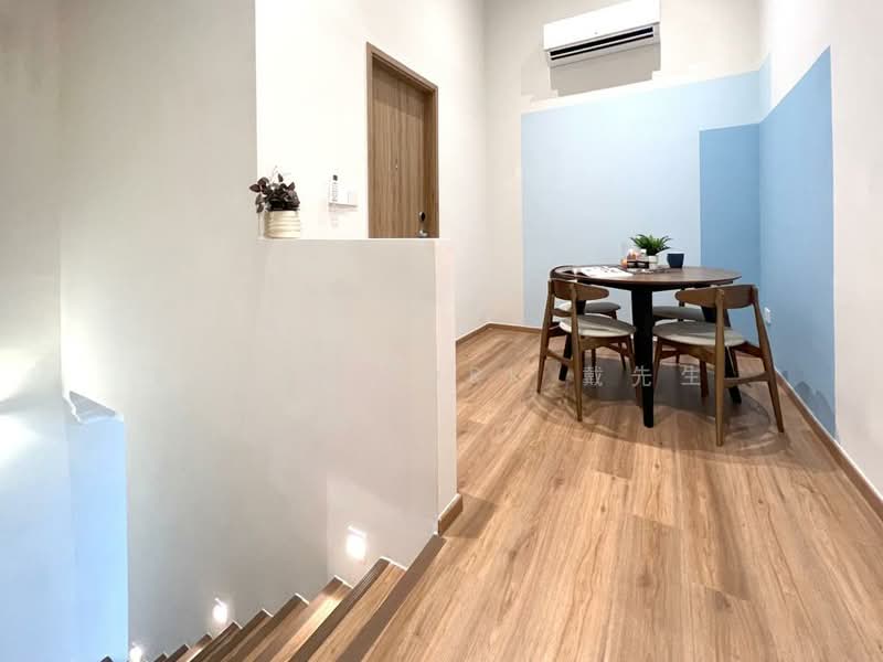 Coliwoo Lavender Collection | Comfortable Flexible Stay Options, , Studio, 220 sqft, Walk-up Apartment For Rent, by Eddie Tork 戴先生, 500179425 - Dining Room - PropertyGuru.com.sg